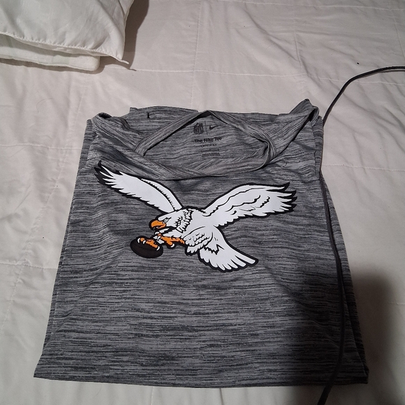 Almost New Nike Dri-Fit Philadelphia Eagles Tee - Picture 1 of 4